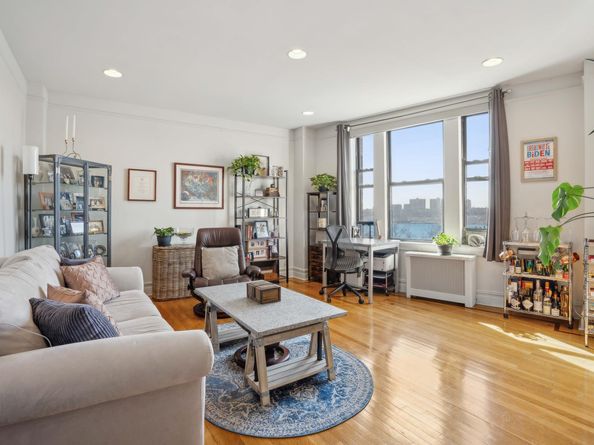 725 Riverside Drive 8D, New York NY 10031