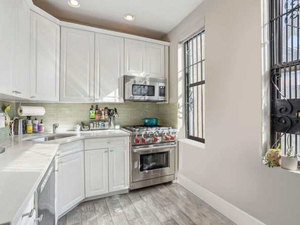 725 Riverside Drive 8D, New York NY 10031