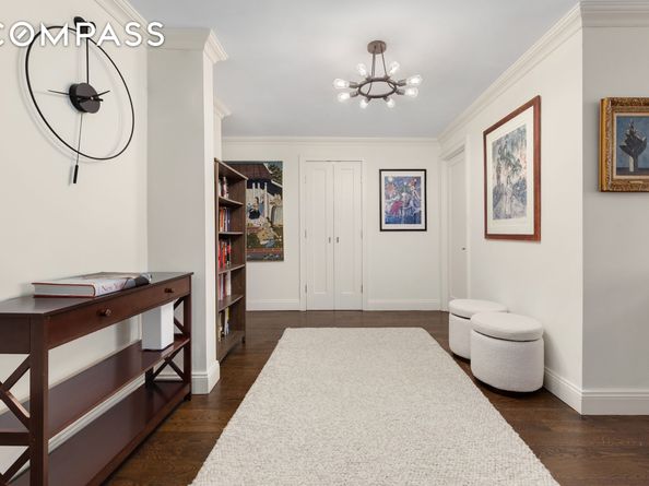 16 West 16th Street 10MNS, New York NY 10011