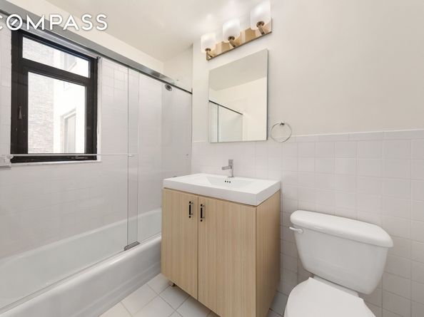 16 West 16th Street 10MNS, New York NY 10011