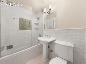 16 West 16th Street 10MNS, New York NY 10011