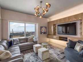 157 West 57th Street 53B, New York NY 10019