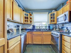 68-61 Yellowstone Boulevard 606, Queens NY 11375