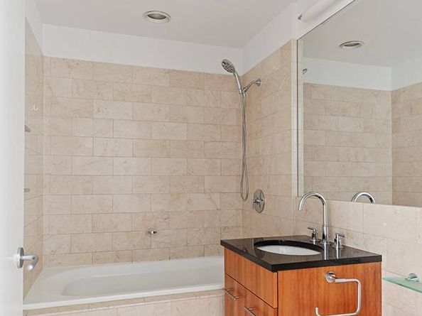 11 East 29th Street 32C, New York NY 10016