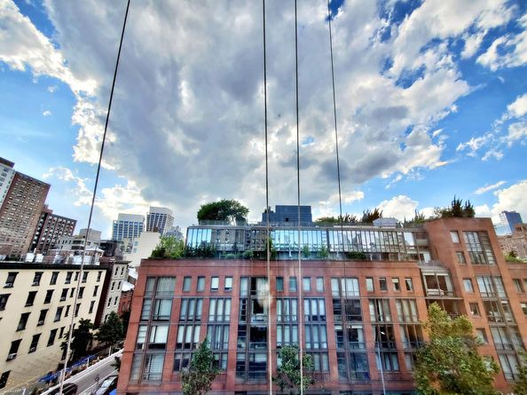 365 West 20th Street 6C, New York NY 10011