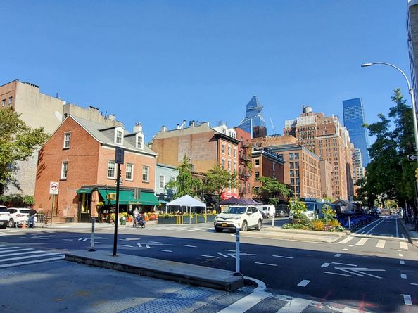 365 West 20th Street 6C, New York NY 10011