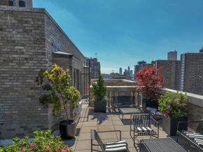 365 West 20th Street 6C, New York NY 10011