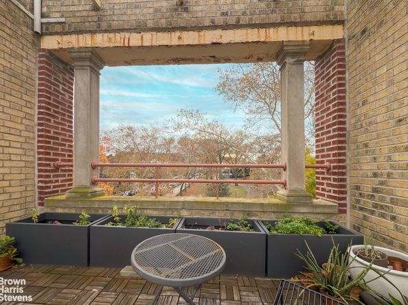 673 41st Street 13, Brooklyn NY 11232