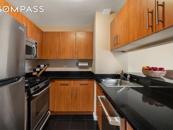 20 West Street 36E, New York NY 10004