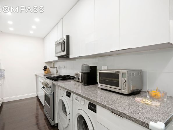 330 East 38th Street PHB, New York NY 10016