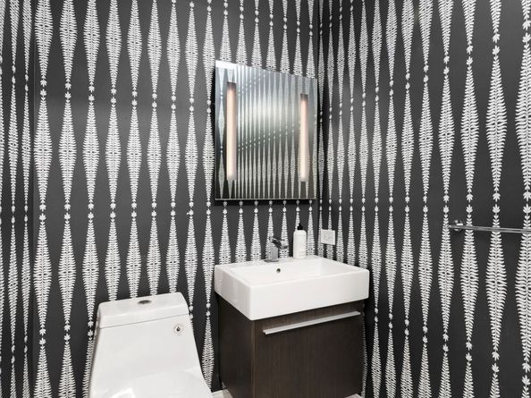 330 East 38th Street PHB, New York NY 10016