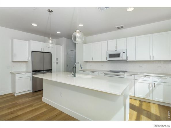 2851 W 52nd Avenue 205, Denver CO 80221