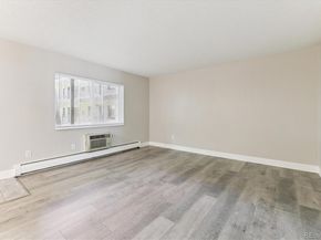 2225 S Jasmine Street 102, Denver CO 80222
