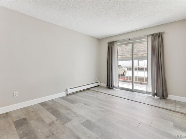 2225 S Jasmine Street 102, Denver CO 80222