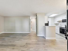 2225 S Jasmine Street 102, Denver CO 80222