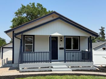 1557 W Dakota Avenue