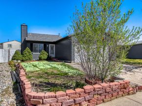 19335 E Batavia Place E, Aurora CO 80011