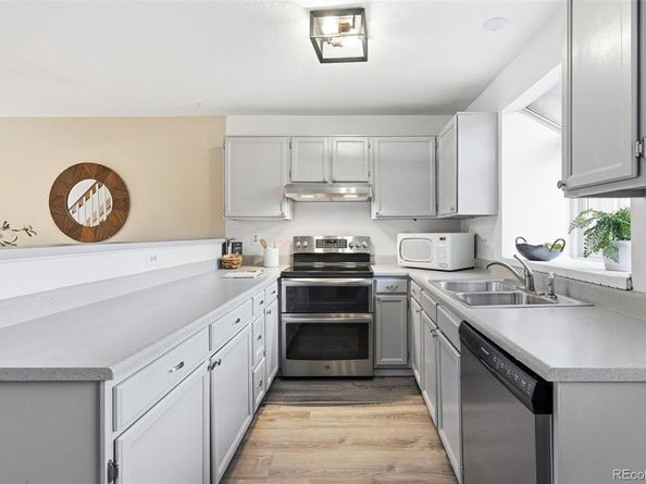 1218 S Flower Circle D, Lakewood CO 80232