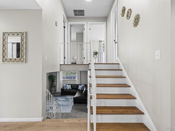 390 Scranton Street, Aurora CO 80011