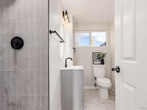 1997 E Euclid Avenue, Centennial CO 80121