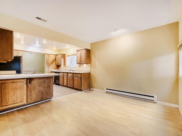 385 E Chenango Avenue, Englewood CO 80113