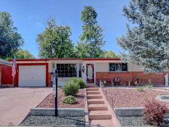 2621 S Perry S