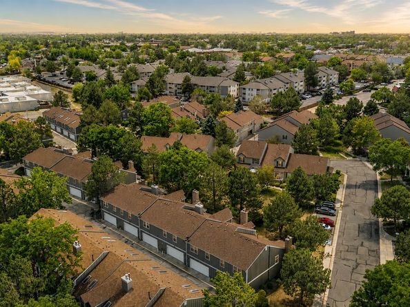 903 S Fairplay Street, Aurora CO 80012
