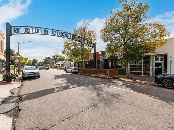 1313 S Clarkson Street 305, Denver CO 80210