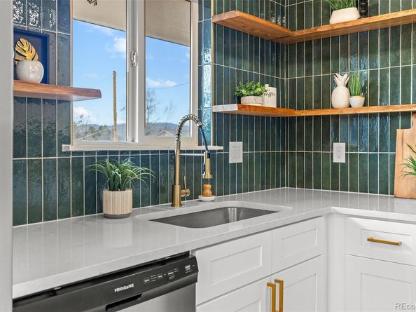 8720 W Alaska Place, Lakewood CO 80226