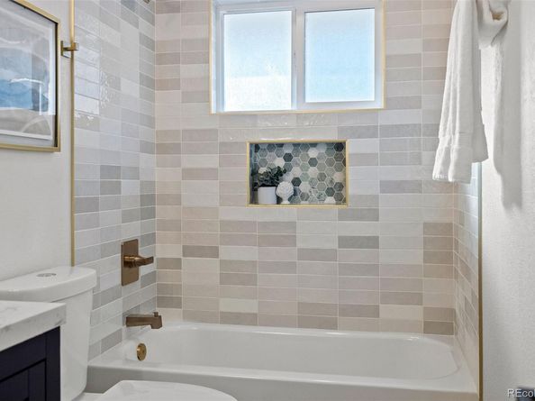 8720 W Alaska Place, Lakewood CO 80226