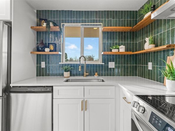 8720 W Alaska Place, Lakewood CO 80226