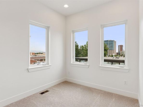 2178 S Bellaire, Denver CO 80222