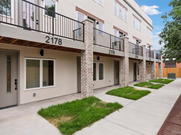 2178 S Bellaire, Denver CO 80222