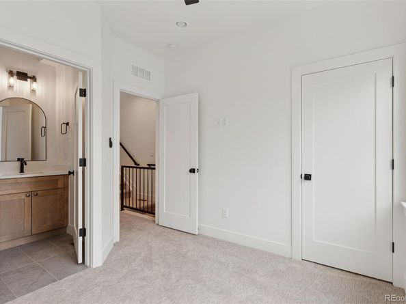 2178 S Bellaire, Denver CO 80222