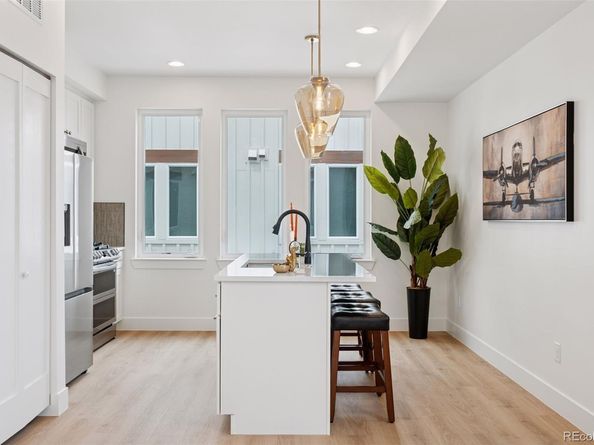2178 S Bellaire, Denver CO 80222
