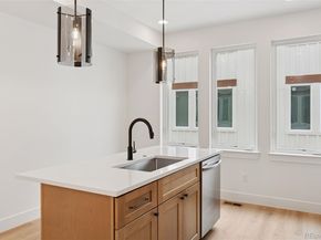 2178 S Bellaire, Denver CO 80222