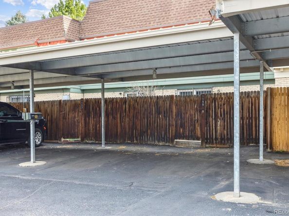 1199 S Monaco Parkway, Denver CO 80224
