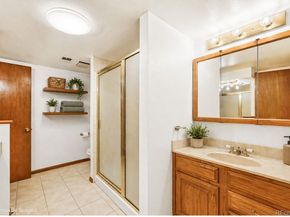4927 S Eagle Circle, Aurora CO 80015
