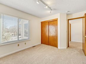 4927 S Eagle Circle, Aurora CO 80015