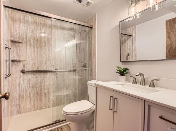 7665 E Eastman Avenue 111A, Denver CO 80231