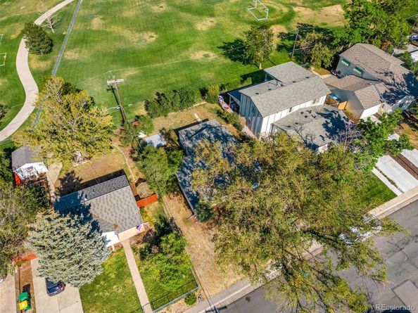 960 Paris Street, Aurora CO 80010