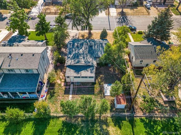 960 Paris Street, Aurora CO 80010