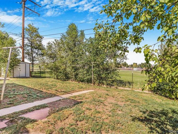 960 Paris Street, Aurora CO 80010