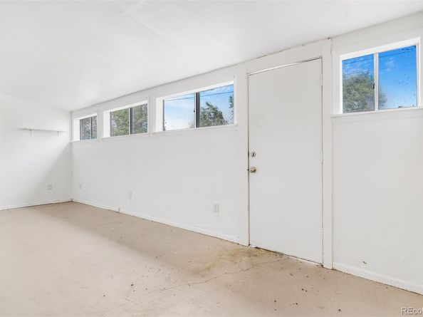 960 Paris Street, Aurora CO 80010