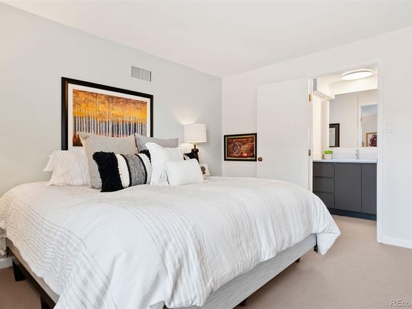 2 Adams Street 806, Denver CO 80206