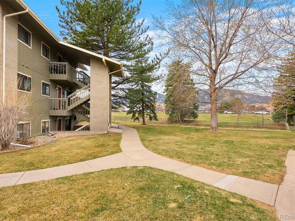 695 Manhattan Drive 5, Boulder CO 80303