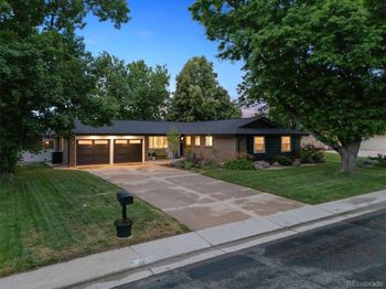 8612 W 69th Place