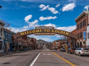 601 Cheyenne Street 201, Golden CO 80403