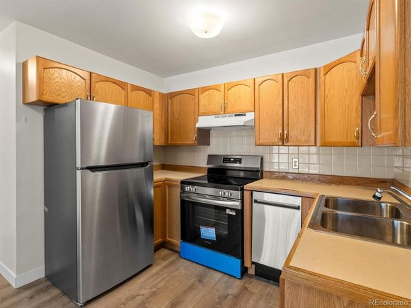 9385 E Center Avenue 1B, Denver CO 80247