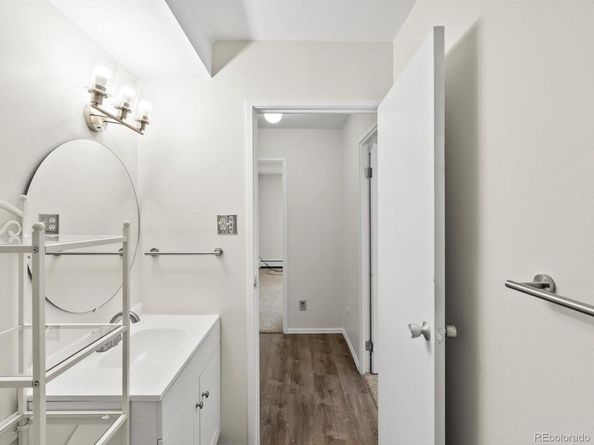 9385 E Center Avenue 1B, Denver CO 80247